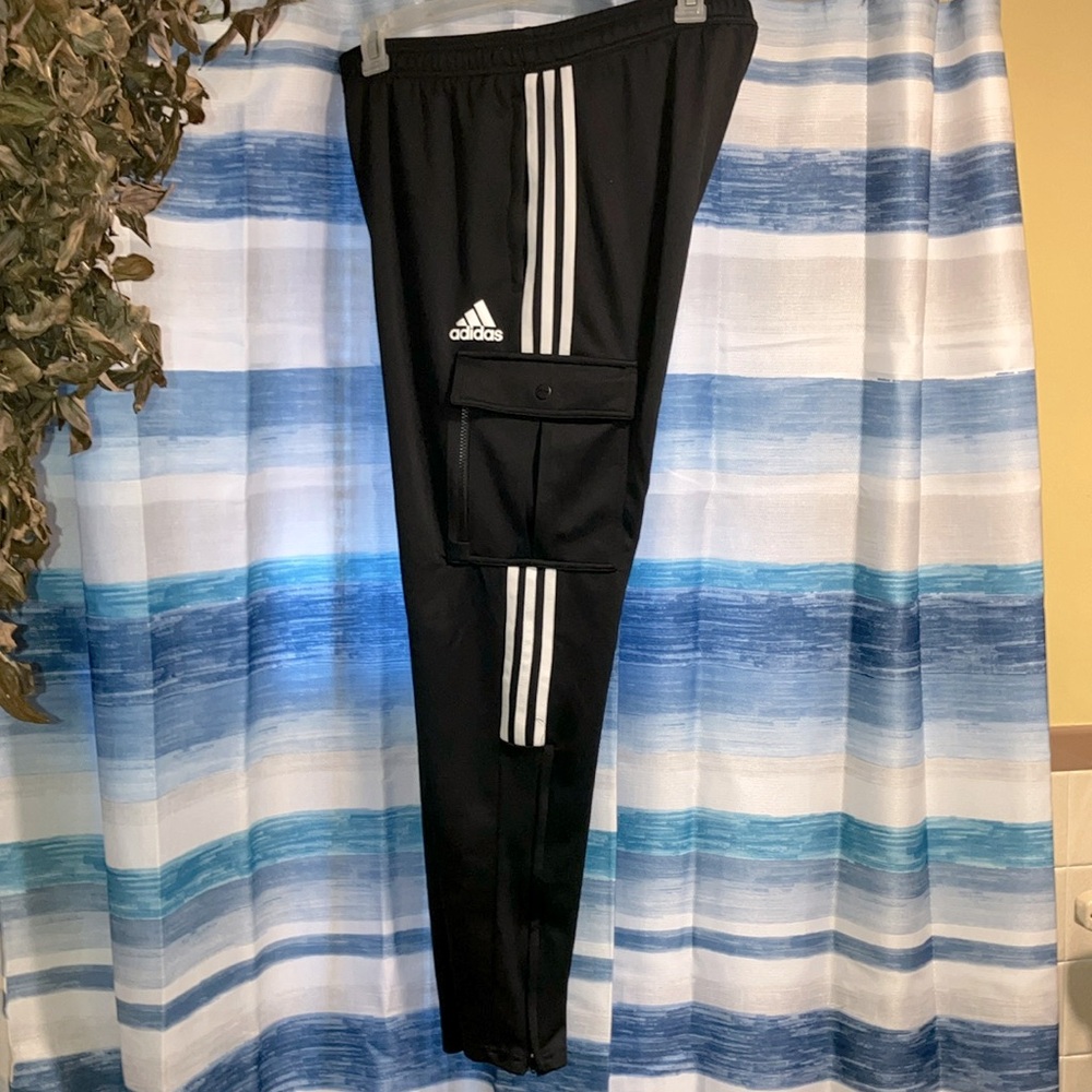 Adidas cargo tiro